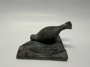 Pietra ollare uccellino d'oca e pesce intagliata a mano arte eschimese canadese - Foto 1 di 5