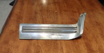 Guardabarros delantero izquierdo Cutlass Oldsmobile Olds F85 1965 moldura 386919LH Foto 1 de 4