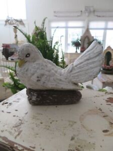 Fabulous Old Vintage White Garden Cement Bird Statue Dove Great Patina