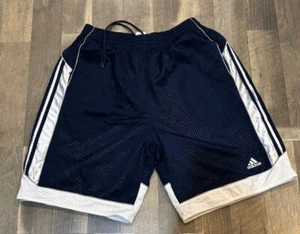 Adidas gefütterte Mesh Basketball Shorts - Bild 1 von 5