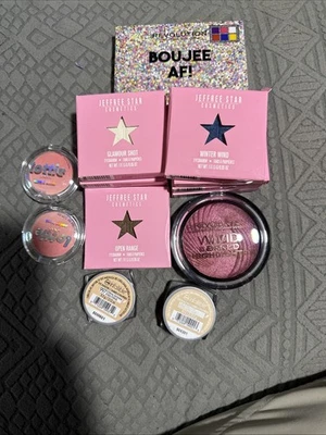 Lote De 14 Nuevas Sombras De Ojos Y Maquillaje Rubor Revolution Y Jeffree Star Foto 1 de 4