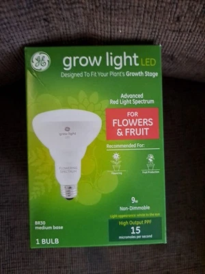 GE BR30 полный спектр светодиодный светильник для выращивания семян в помещении зеленый средний основание новый в коробке - Изображение 1 из 4