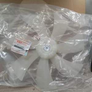 Genuine Radiator Cooling Fan 08-15 Suzuki SX4 Baleno 17111-81K00 OEM Indonesia - Picture 1 of 5