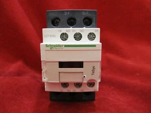 Schneider LC1D32M7 TeSys D Magnetic Contactor 32A 220V AC - Bild 1 von 2