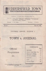 Huddersfield Town v Arsenal 7/4/1947 - Picture 1 of 1
