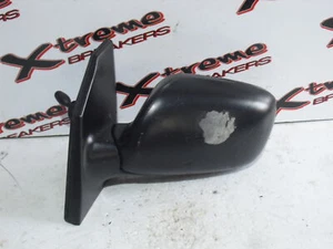 TOYOTA COROLLA 2002-2004 DOOR WING MIRROR MANUAL (PASSENGER SIDE) BLACK - Picture 1 of 3