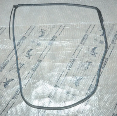 2004-2012 mitsubishi galant rear right passenger door seal weatherstrip - Image 1 of 4