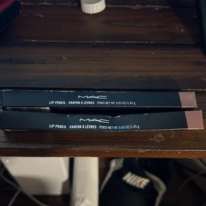 2, MAC Lip Pencil Crayon BOLDLY BARE 1.45 g / 0.05 oz Full Size New In Box - Picture 1 of 2