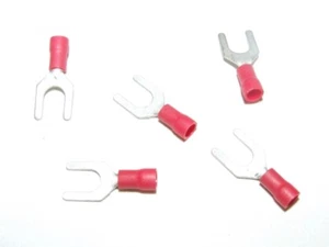 RED OPEN SPADE ELECTRICAL TERMINALS 6.3MM X 0.8 100 PACK VD1-6.3 Y PIECE LUGS - Picture 1 of 1