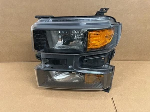 OEM 2019 2020 2021 CHEVROLET SILVERADO 1500 HALOGEN HEADLIGHT LEFT LH *SEE ALL* - Foto 1 di 12