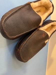 UGG Herren Ascot Hausschuhe Dark Spice Braun Leder Hausschuh 5379 Größe 8 - Bild 1 von 15