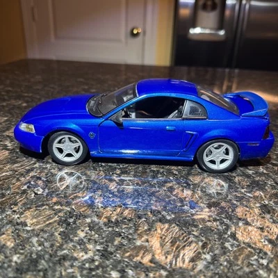 Ford Mustang GT 1999 Maisto azul escala 1:18 diecast modelo de coche Foto 1 de 4