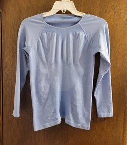 Camisa Patagonia Mujer Mediana Azul Claro Capilene Ligera Crew Manga Larga  - Imagen 1 de 6