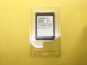 Samsung PM1653 15.36TB SAS 24Gb/s 2.5'' Enterprise SSD MZ-ILG15T0 New - Picture 1 of 3