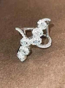 Modern Style 3.25CT Simulated White Sapphire Women's Engagement & Wedding Ring - Picture 1 of 9
