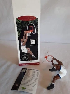 Hallmark Keepsake Ornament Hoop Stars Shaquille ONeal - Picture 1 of 3