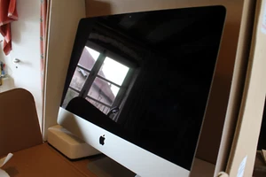 Imac 21.5 Retina 4K 2017 Avec Magic Mouse Et Clavier Apple Excellent État - Photo 1/5