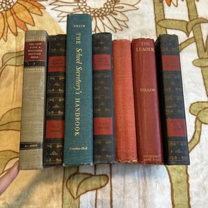 Estate Sale 7 Hardcover Books From the Early 1900s Vintage + Antique - Bild 1 von 17