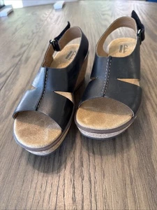 Clarks Collection Women Annadel Eirwyn Wedge Sandals Black Size 7.5 Boho Casual - Picture 1 of 11