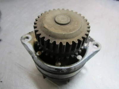 Bomba de refrigerante de agua Nissan Máxima 3.5 2004 Foto 1 de 4