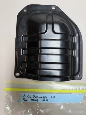 Cubierta de bomba de combustible Mitsubishi Outlander 2006 2,4 Foto 1 de 2
