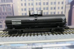 ATLAS HO SCALE #1065-1 SHIPPERS SHPX 2580 11,000 GALLON TANK CAR WITH KADEE'S! - Picture 1 of 22