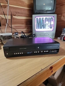 Funai ZV427FX4 DVD Recorder/VCR Combo – Tested – With Remote – VHS to DVD!! - Picture 1 of 9