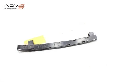 Lincoln Navigator 2018-2024 puerta delantera derecha ventana guía delantera retenedor OEM Foto 1 de 4