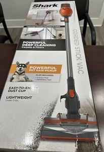 Aspiradora sin bolsa con cable ultraligera Shark (HV301) Rocket para alfombras y pisos duros - Imagen 1 de 4