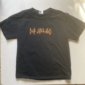Def Leppard Logo Graphic T Shirt Kids Youth Size Small Band Tee - Picture 1 of 8