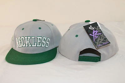 YOUNG & RECKLESS LT GRAY/GREEN ADJUSTABLE ONE SIZE FLAT BILL BALL CAP / HAT  - Image 1 of 4