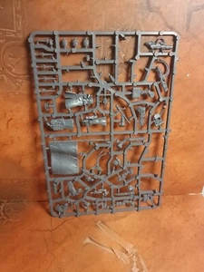 40k Astra Militarum Scion Command Banners Sprue Used.   - Picture 1 of 1