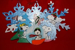HANDMADE WOODEN PEANUTS SNOOPY CHRISTMAS ORNAMENTS SET OF 6 - Picture 1 of 8