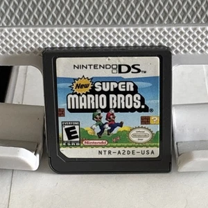 New Super Mario Bros. (Nintendo DS, 2006) Cartridge Only Tested - Picture 1 of 2
