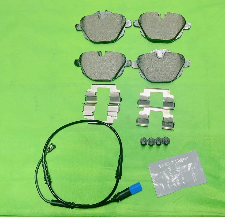 Conjunto de pastilhas de freio traseiras genuínas BMW 2017-2020 BMW G01 G02 X3 X4 30i 2.0l B46 motor - Imagem 1 de 1