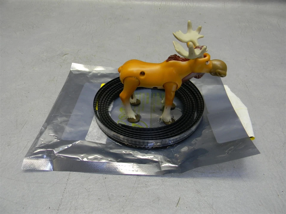 Taiwan Semiconductor 821-SK320AR3G Schottky Diodes Rectifiers 3A 200V Lot of 440 - Image 1 of 4