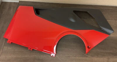 Красный полный нижний боковой обтекатель для правосторонней стойки Ducati Panigale V4 от оригинального производителя No97110682aa / #l243 - Изображение 1 из 4