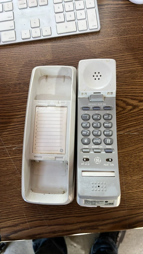 GE Trimline Corded Telephone Landline Push Button Grey 2-9210 No Cords UNTESTED - Image 1 of 1