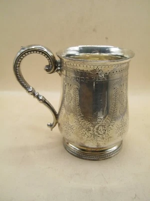 Taza de plata esterlina Londres 1885 ornamentada corte brillante de Josiah Williams & Co Foto 1 de 4