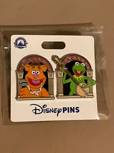 2023 Disney Parks The Muppets Kermit & Fozzie Bear 2 Pin Set - Picture 1 of 2