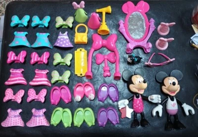 Disney Mattel Minnie Mouse Muñecas de Vestir Snap N’ Estilo Bowtique Juguete Lote de 37 Foto 1 de 4