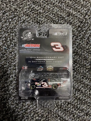 Berço DALE GAINHARDT # 3 GOODWRENCH PLUS 10º ANIVERSÁRIO DAYTONA ACTION 1/64 - Imagem 1 de 2