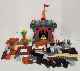 MOC Lego Duplo 4777 With Minifigures Knights Castle 2004 Retired Incomp + Extra