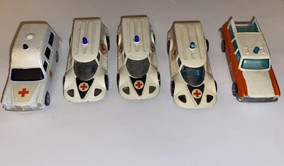 #5 Лот 5 Винтажных Автомобилей Corgi Juniors Healer Wheeler, Скорая помощь Benz и Studebaker - Изображение 1 из 4