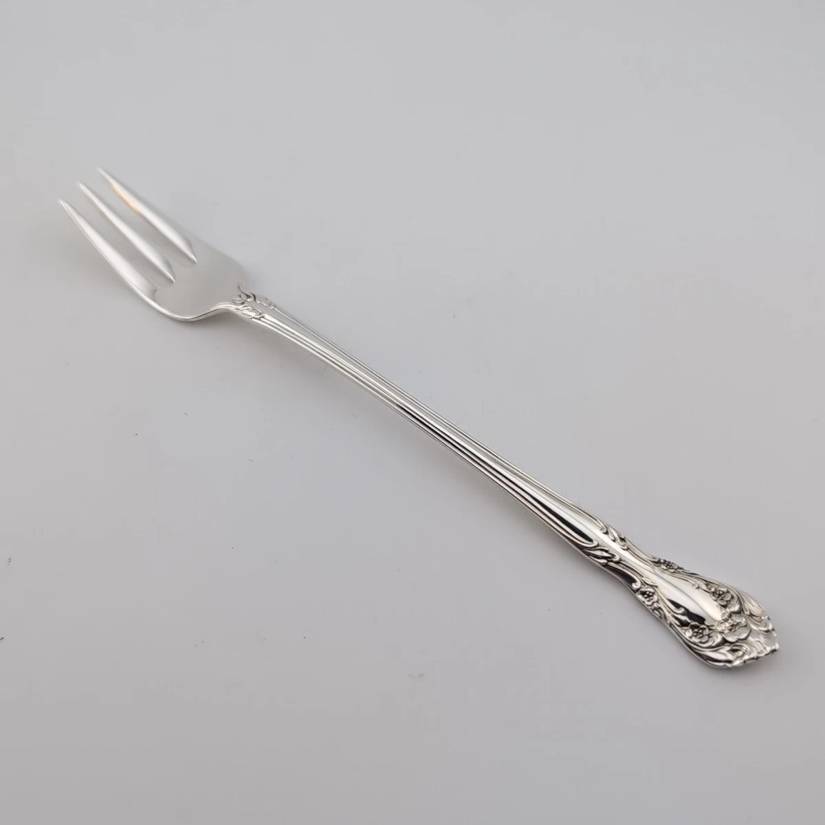 ビンテージ　ALVIN STERLINGフォーク　純銀　Chateau Rose ビンテージ ALVIN STERLINGフォーク Chateau Rose 純銀 ビンテージ