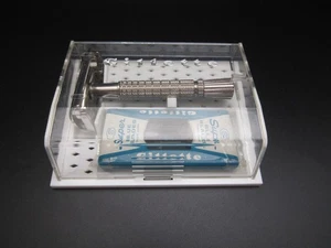 GILLETTE VTG FLARE TIP Nickel Plated TTO Razor Made In USA 1962 H4 UNUSED COND. - Picture 1 of 23