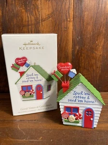 Hallmark Keepsake 2010 Good Times at Grandma's Ornament Spoil 'em Rotten  - Bild 1 von 7