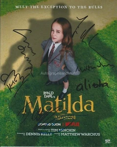Emma Thompson Alisha Weir Tim Minchin+3 HAND SIGNED 8x10 Photo Autograph Matilda - Picture 1 of 3