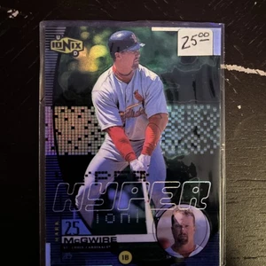 1999 Upper Deck Ionix Hyper #H9 - Mark McGwire - Picture 1 of 1