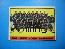 1961/62 TOPPS NHL HOCKEY CARD #63 NEW YORK RANGERS TEAM PHOTO EX 61/62